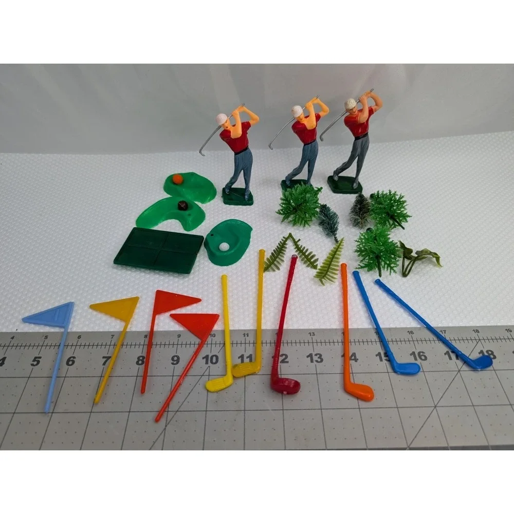Plastic Golfer Golf Clubs Flags Greens Vintage Lot Cake Toppers
